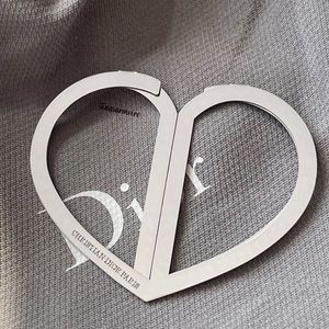 Dior Beauté Bookmarks